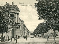 Tramvaj u Kukovićevoj ulici kod Vranyczanyjeve palače oko 1915. godine (današnja Hebrangova kod Nacionalnog muzeja moderne umjetnosti)
